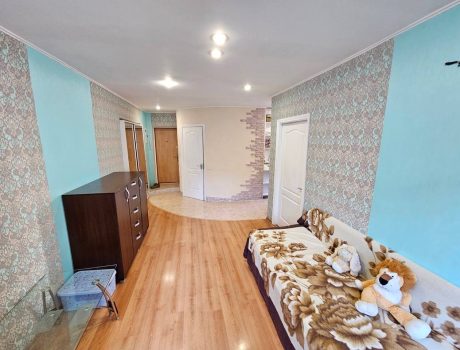Продаж квартири 3 кімнати 38 кв. м. проспект Миру (Виставка) Хмельницький
