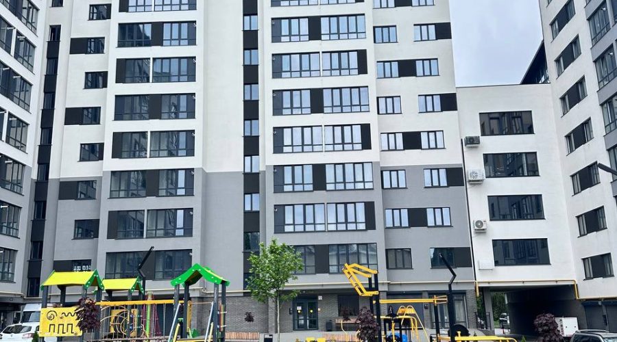 Продаж квартири 1 кімната 45 кв. м. ЖК Автобіографія (Виставка) Хмельницький