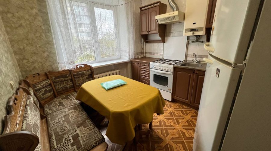 Продаж квартири 2 кімнати 47 кв. м. Перемоги (Виставка) Хмельницький