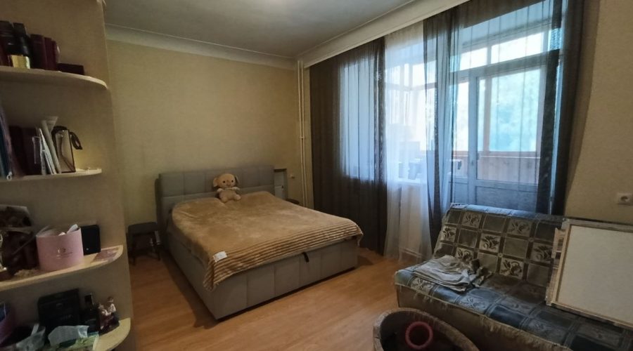 Продаж квартири 3 кімнати 73 кв. м. (Ракове) Хмельницький