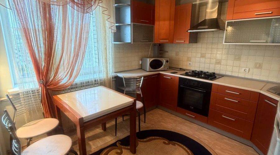 Оренда 2 кімнати 74 кв. м. Проспект Миру (Виставка) Хмельницький