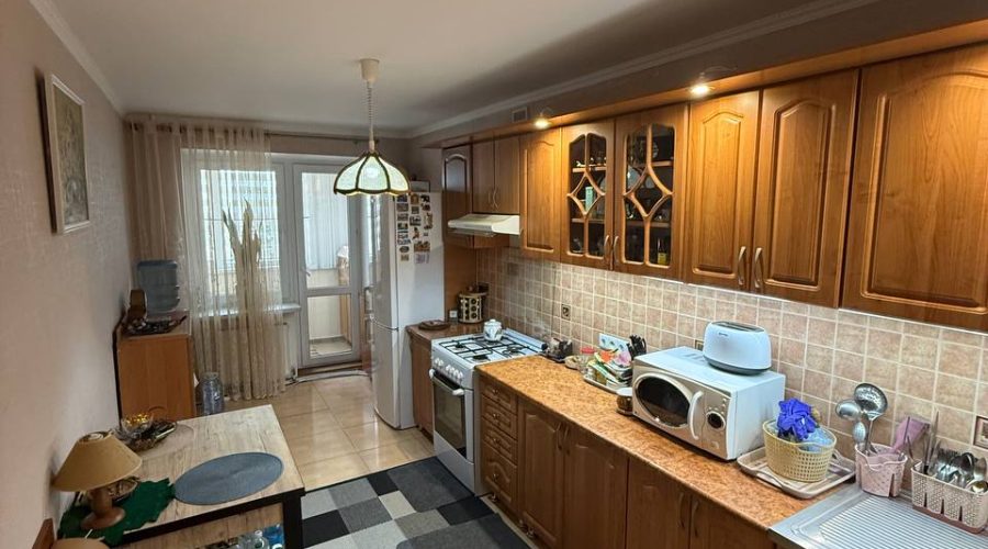 Продаж квартири 1 кімната 56 кв. м. Водопровідна (Центр) Хмельницький