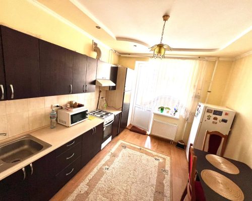 Продаж квартири 2 кімнати 72 кв. м. П.Мирного (Озерна) Хмельницький