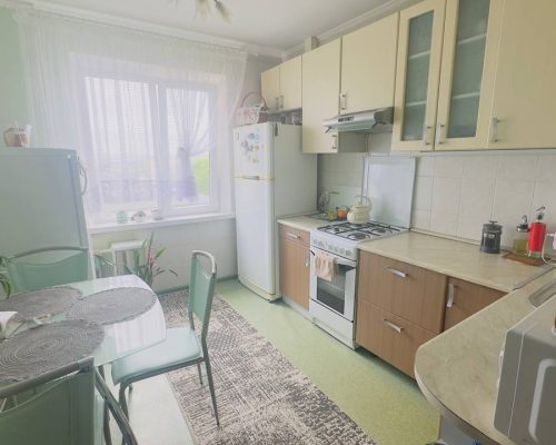 Продаж квартири 3 кімнати 68 кв. м. Пілотська (Заготзерно) Хмельницький