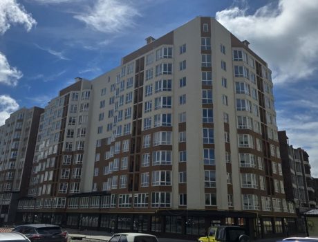 Продаж квартири 2 кімнати 68 кв. м. ЖК Софія (Виставка) Хмельницький