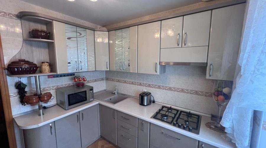 Продаж квартири 2 кімнати 48 кв. м. Львівське Шосе (Південно-Захід) Хмельницький