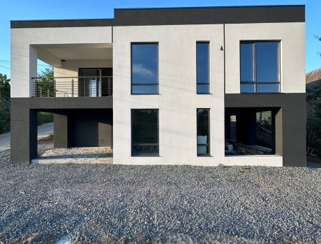 Продаж квартири 3 кімнати 180 кв. м. 6 сот. (Лезнево) Хмельницький
