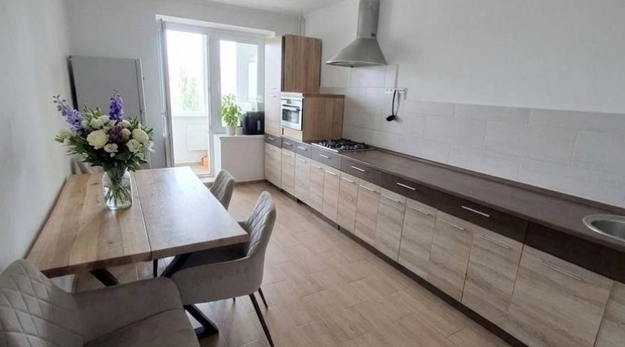 Продаж квартири 2 кімнати 85 кв. м. Зарічанська (Виставка) Хмельницький