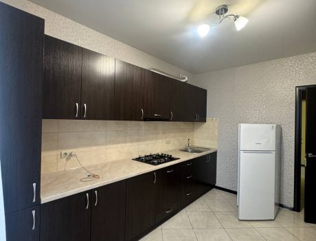 Оренда 1 кімната 54 кв. м. Коновальця (Виставка) Хмельницький
