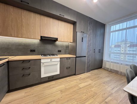 Продаж квартири 2 кімнати 66 кв. м. ЖК Свобода (Виставка) Хмельницький