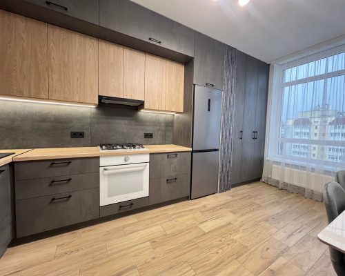 Продаж квартири 2 кімнати 66 кв. м. ЖК Свобода (Виставка) Хмельницький