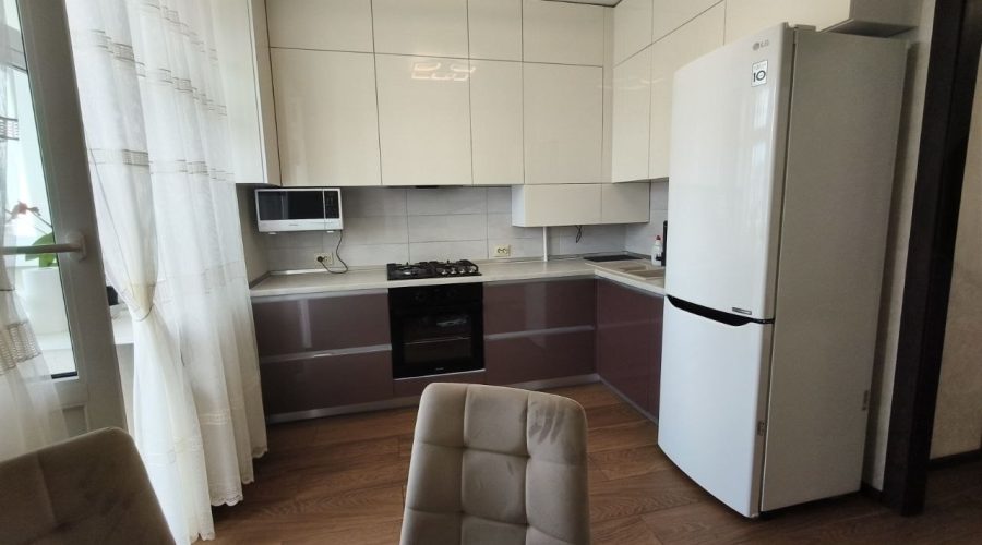 Продаж квартири 1 кімната 42 кв. м. П.Мирного (Озерна) Хмельницький