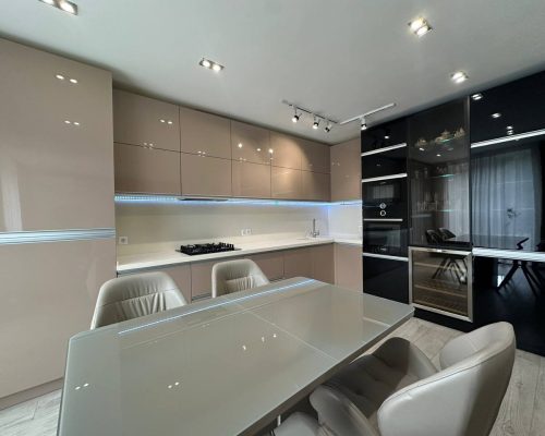 Продаж квартири 2 кімнати 70 кв. м. ЖК Агора (Озерна) Хмельницький