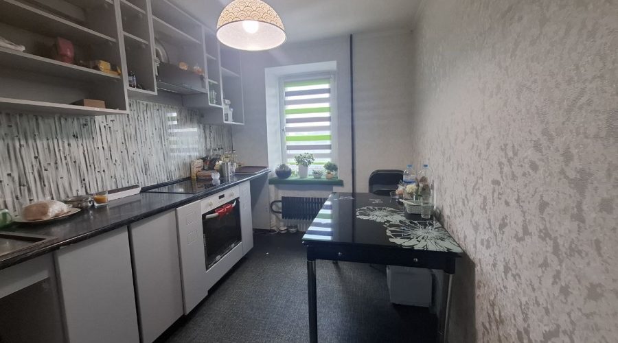 Продаж квартири 2 кімнати 50 кв. м. М. Залізняка (Озерна) Хмельницький