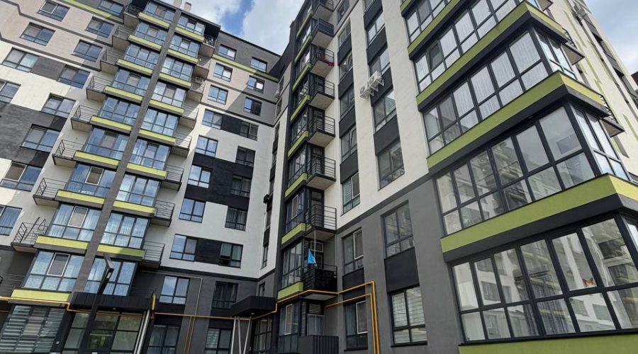 Продаж квартири 3 кімнати 104 кв. м. ЖК БудАльянс (Виставка) Хмельницький