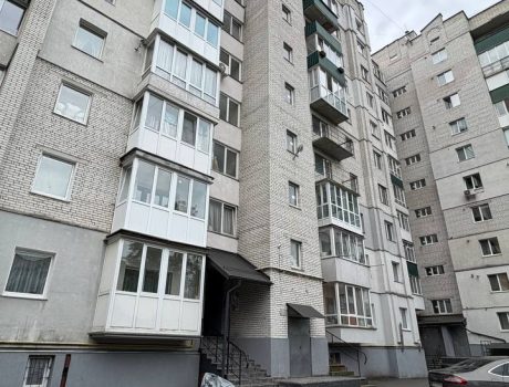 Продаж квартири 1 кімната 54 кв. м. Зарічанська (Виставка) Хмельницький