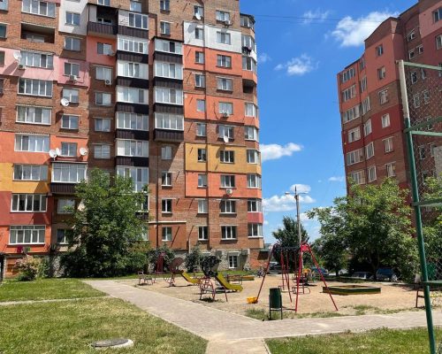 Оренда 1 кімната 47 кв. м. Будівельників (Виставка) Хмельницький