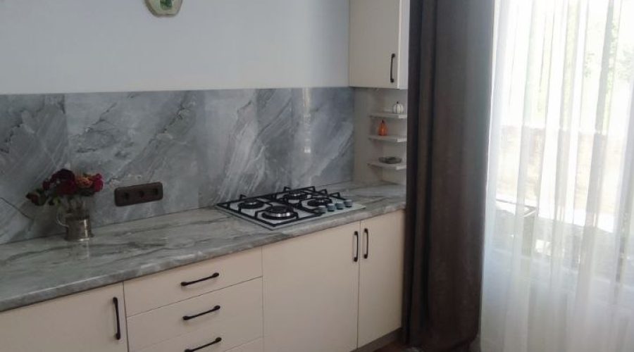 Продаж квартири 2 кімнати 64 кв. м. Кармелюка (Озерна) Хмельницький