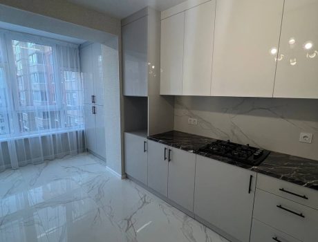 Продаж квартири 1 кімната 40 кв. м. Avila Gold (Озерна) Хмельницький