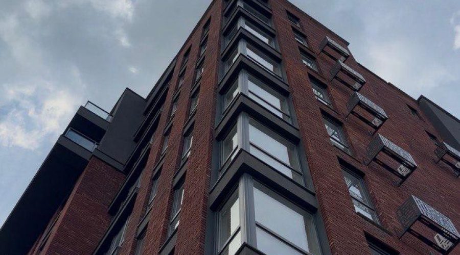Продаж квартири 4 кімнати 132 кв. м. ЖК «Harmony Garden» (Виставка) Хмельницький