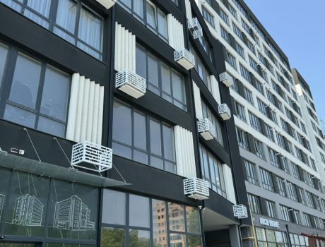 Продаж квартири 3 кімнати 126 кв. м. ЖК Автобіографія (Виставка) Хмельницький