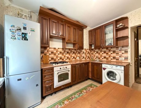 Продаж квартири 2 кімнати 48 кв. м. Львівське шосе (Південно-Захід) Хмельницький