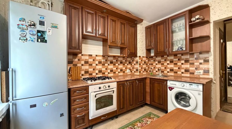 Продаж квартири 2 кімнати 48 кв. м. Львівське шосе (Південно-Захід) Хмельницький