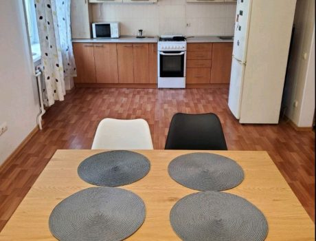 Продаж квартири 3 кімнати 76 кв. м. (Центр) Хмельницький