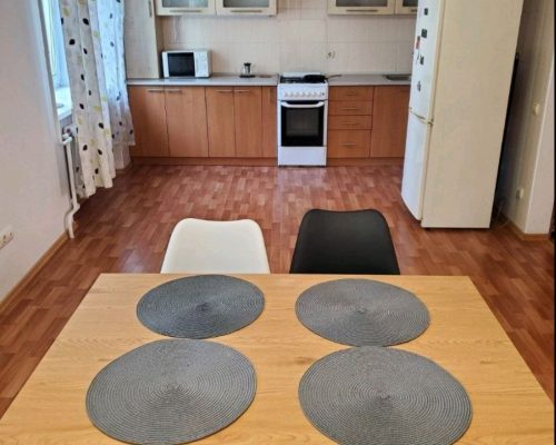 Продаж квартири 3 кімнати 76 кв. м. (Центр) Хмельницький