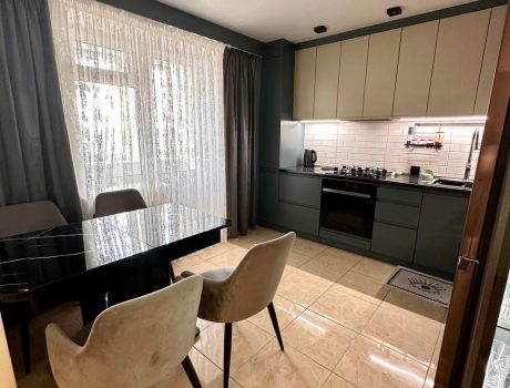 Продаж квартири 1 кімната 44 кв. м. Лісогринівецька (Озерна) Хмельницький