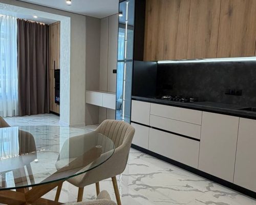 Продаж квартири 2 кімнати 76 кв. м. Лісогринівецька (Озерна) Хмельницький