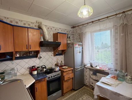 Продаж квартири 2 кімнати 50 кв. м. Прибузька (ж-д вокзал) Хмельницький