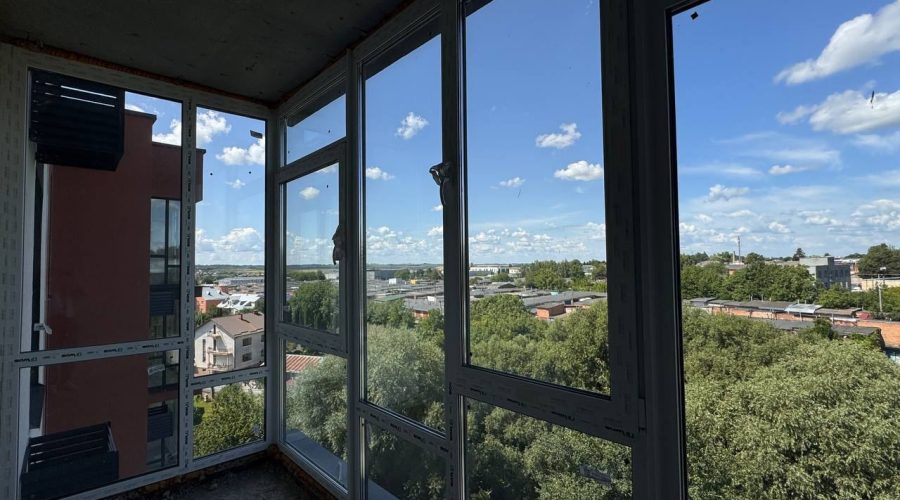 Продаж квартири 2 кімнати 80 кв. м. ЖК Гармонія (Південно-Захід) Хмельницький