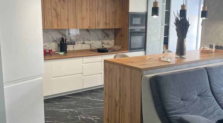 Продаж квартири 3 кімнати 106 кв. м. Зарічанська (Виставка) Хмельницький
