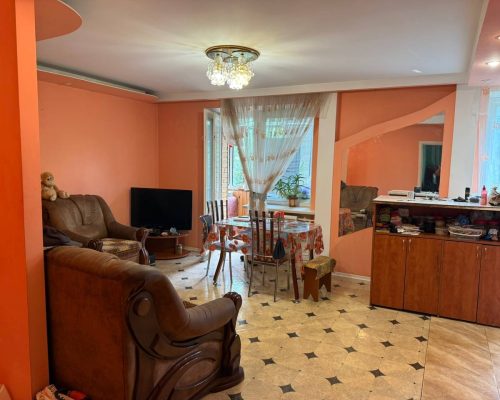 Продаж квартири 2 кімнати 75 кв. м. ЖК. Корона Дубово (Дубове) Хмельницький