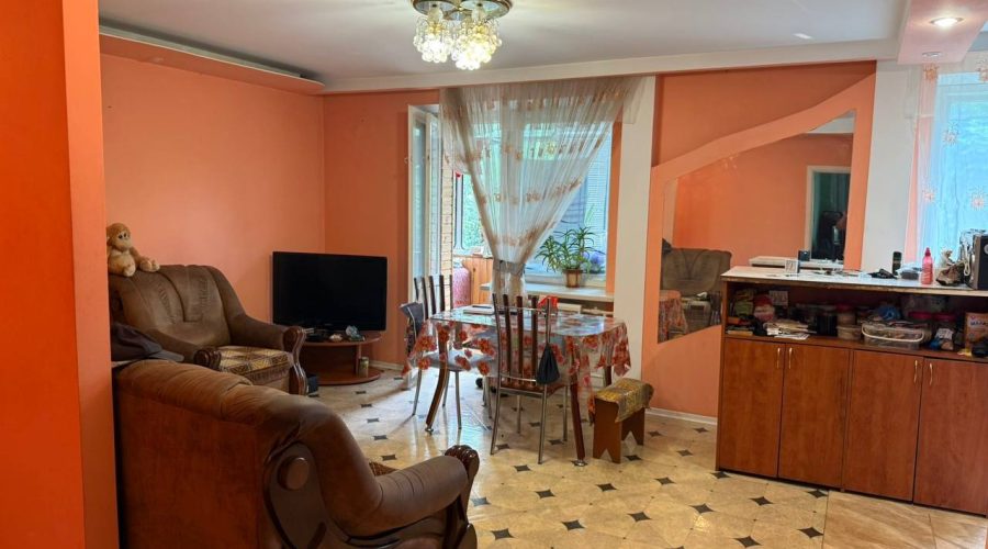 Продаж квартири 2 кімнати 75 кв. м. ЖК. Корона Дубово (Дубове) Хмельницький