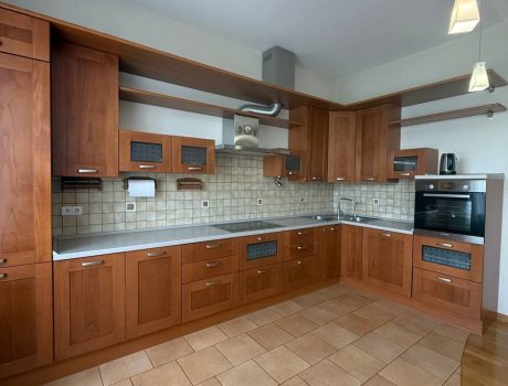 Продаж квартири 3 кімнати 146 кв. м. Гарнізонна (Ракове) Хмельницький