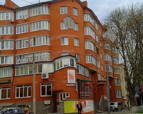 Продаж квартири 3 кімнати 128 кв. м. Театральна (Центр) Хмельницький