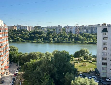 Продаж квартири 3 кімнати 92 кв. м. ЖК «Lakeberry» (Озерна) Хмельницький