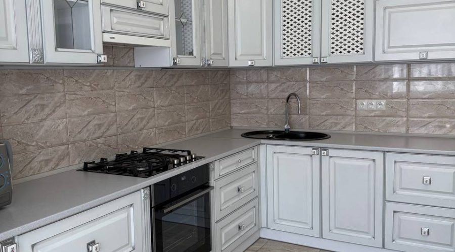 Продаж квартири 2 кімнати 70 кв. м. Лісогринівецька (Озерна) Хмельницький