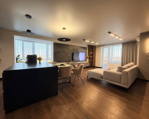 Продаж квартири 4 кімнати 176 кв. м. Проспект Миру (Виставка) Хмельницький