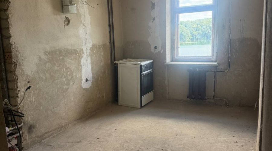 Продаж квартири 4 кімнати 77 кв. м. Північна (Гречани) Хмельницький