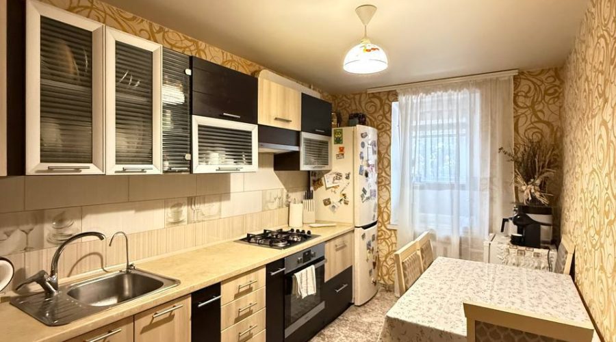Продаж квартири 3 кімнати 64 кв. м. Спортивна (Заготзерно) Хмельницький