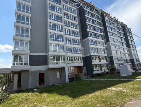 Продаж квартири 3 кімнати 88 кв. м. (Озерна) Хмельницький