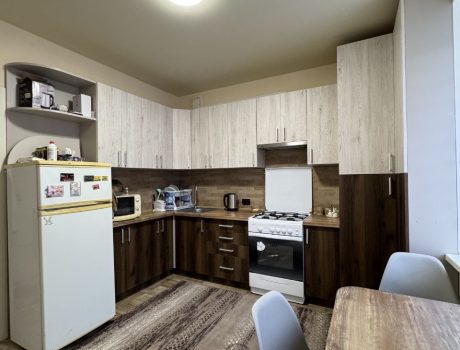 Продаж квартири 2 кімнати 72 кв. м. (Виставка) Хмельницький