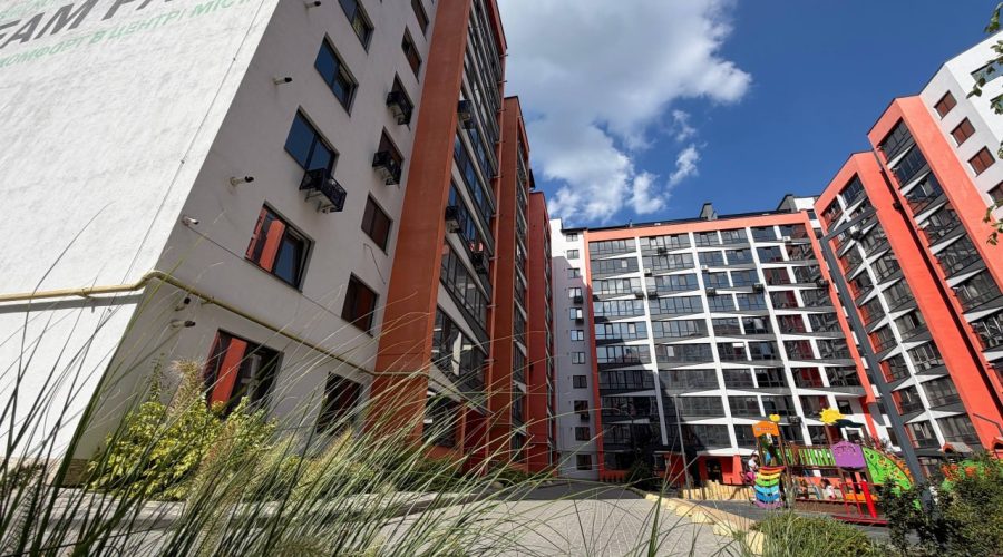 Продаж квартири 4 кімнати 141 кв. м. ЖК Дрім Парк (Центр) Хмельницький