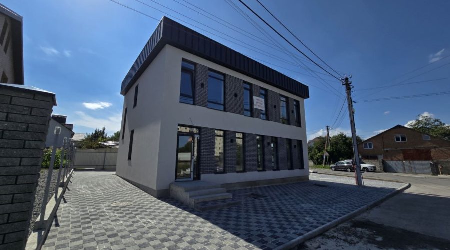 Продаж комерційної нерухомості 175 кв. м. 2 сот. Пілотська (Старий аеродром) Хмельницький