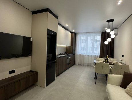 Продаж квартири 2 кімнати 68 кв. м. Кармелюка (Озерна) Хмельницький