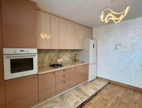 Продаж квартири 1 кімната 45 кв. м. Проскурівського підпілля (Центр) Хмельницький