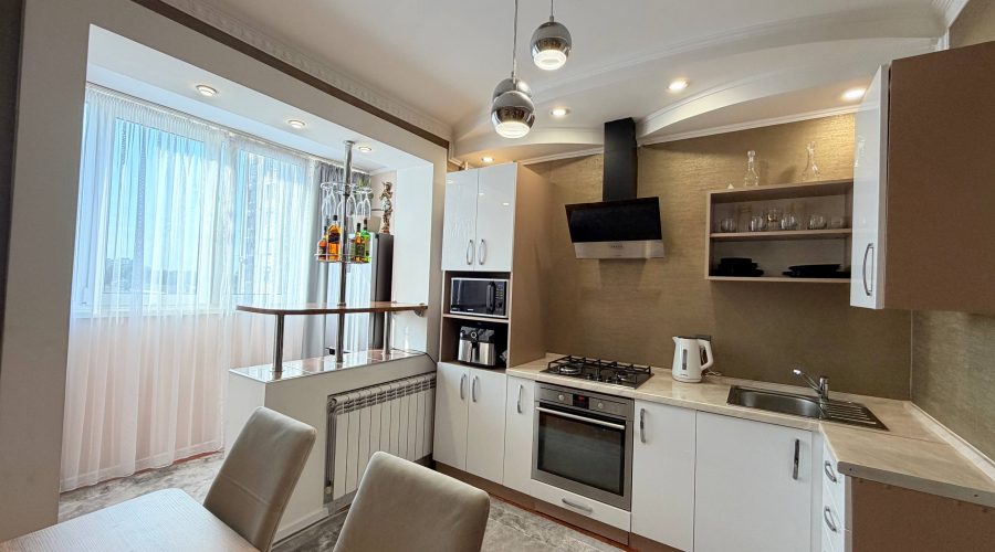 Продаж квартири 2 кімнати 56 кв. м. Гайова (Дубове) Хмельницький